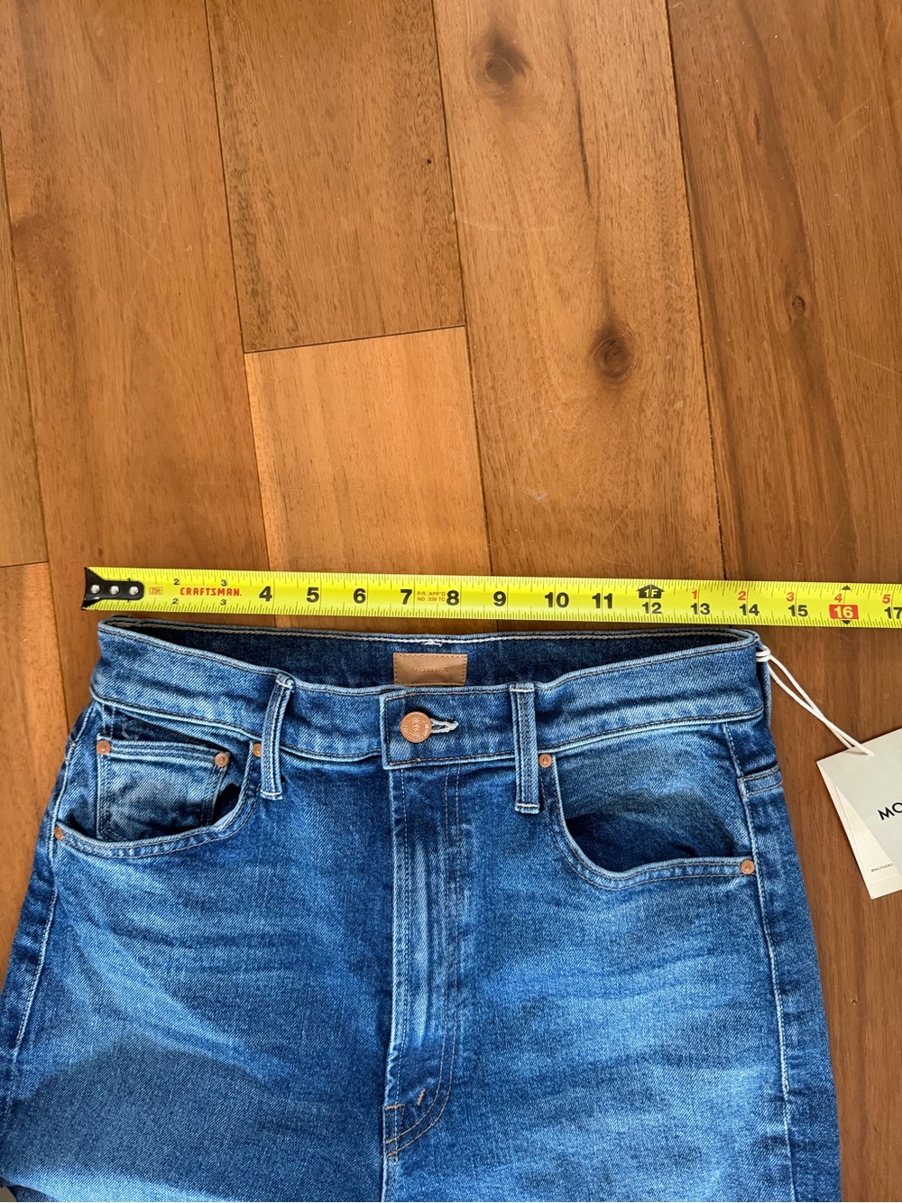 NWT Mother High Waisted Bookie Sneak Jeans in Knick Knack Paddy Wack - Picture 6 of 7